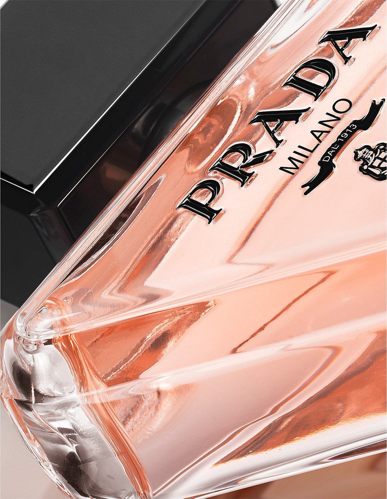 Prada Paradoxe Eau de Parfum