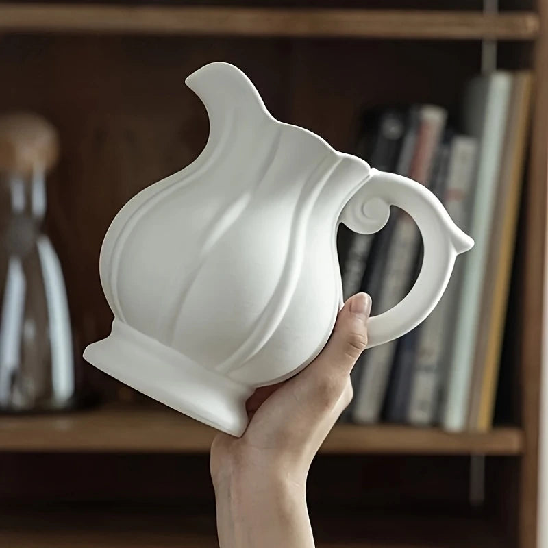 MODISSON Elegant Ceramic Pitcher Vase