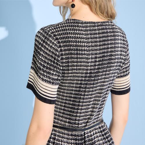 Houndstooth Pleated Midi Dress