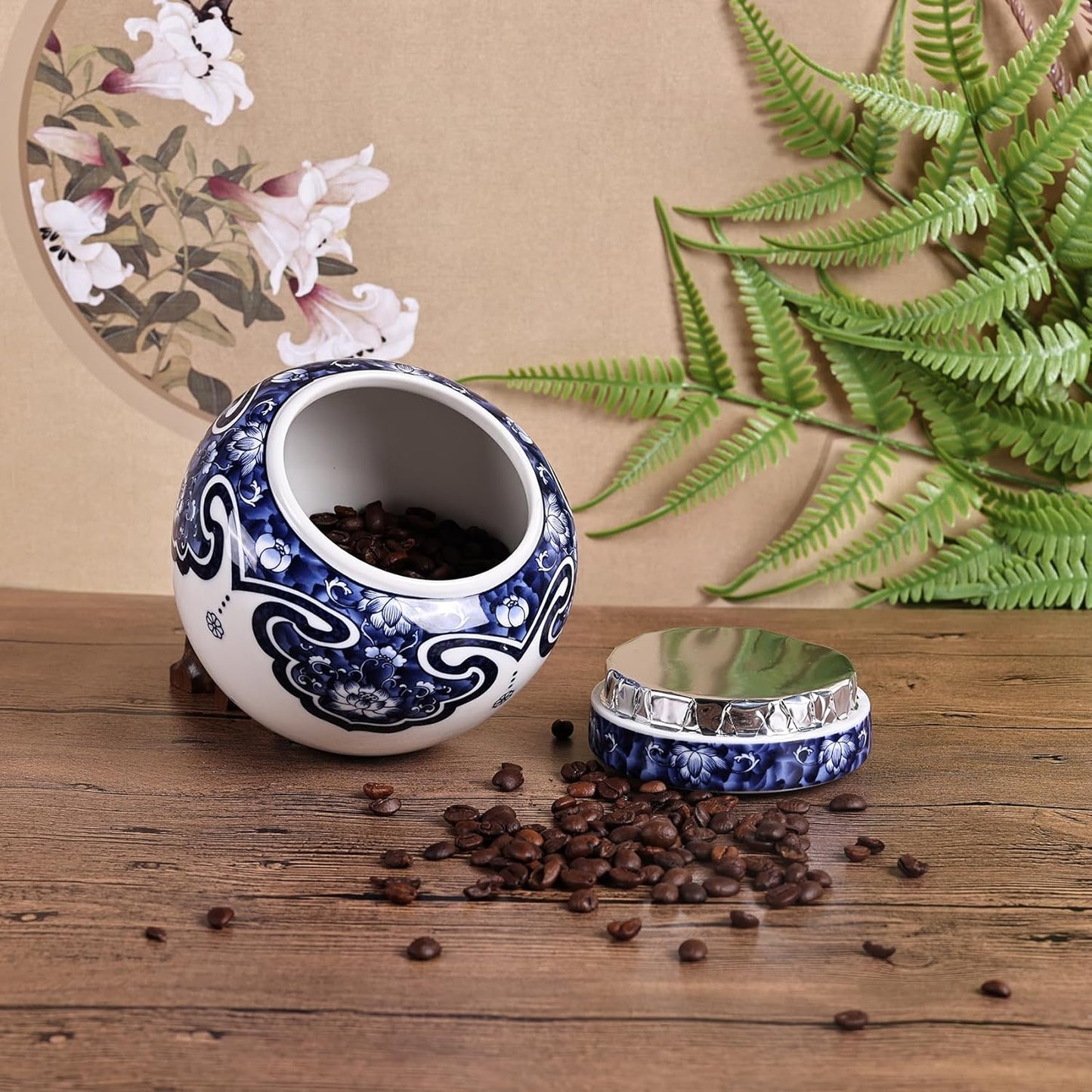 Retro Blue and White Porcelain Decorative Jars