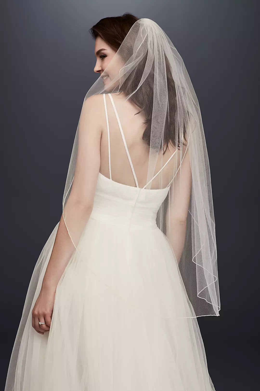 TOPQUEEN Fatin Tulle Wedding Veils