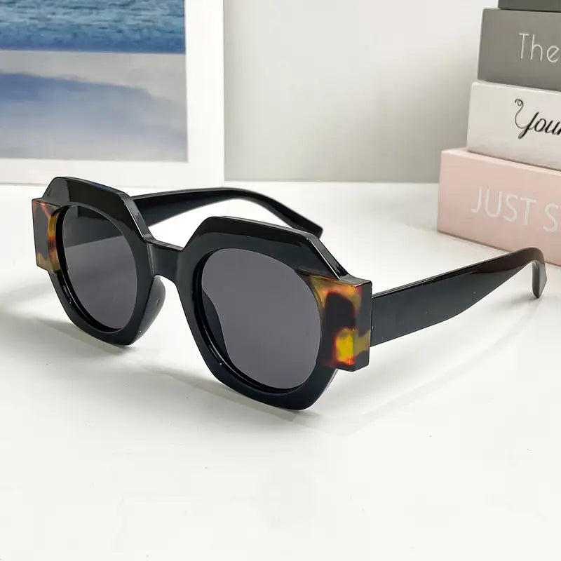 Retro Flat Top Round Polycarbonate Sunglasses