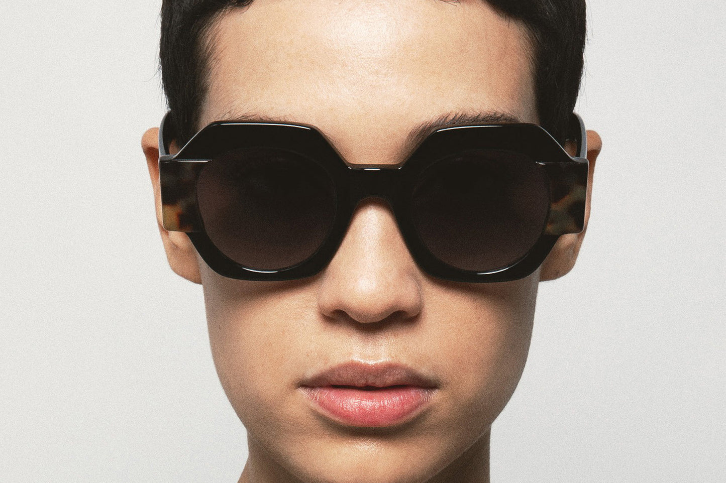 Ohemado Retro Flat-Top Round Designer Sunglasses