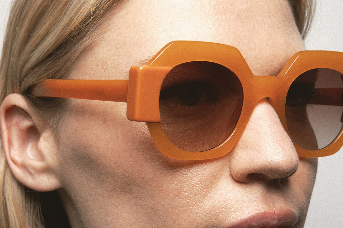 Ohemado Retro Flat-Top Round Designer Sunglasses