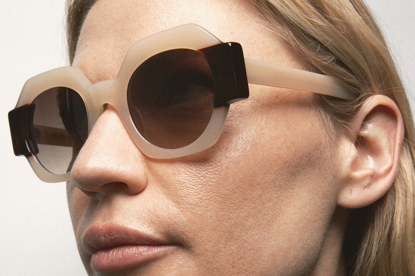 Ohemado Retro Flat-Top Round Designer Sunglasses