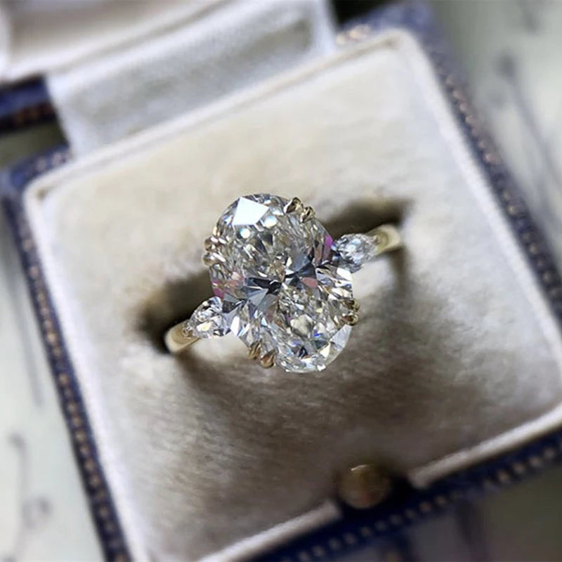 Stunning Cubic Zirconia Oval Moissanite Ring