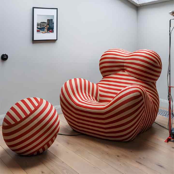 Ergonomic Leisure Ice Cotton Sofa + Ball Chairs