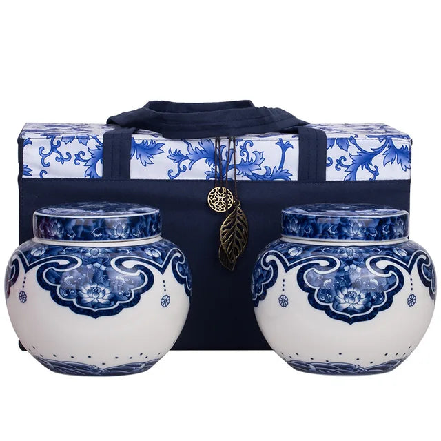 Retro Blue and White Porcelain Decorative Jars