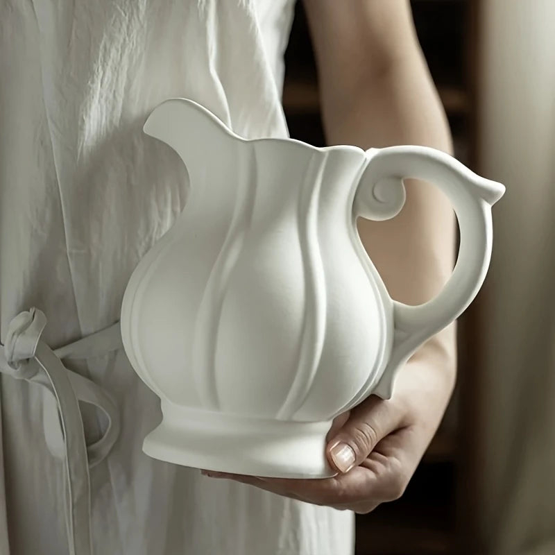 MODISSON Elegant Ceramic Pitcher Vase