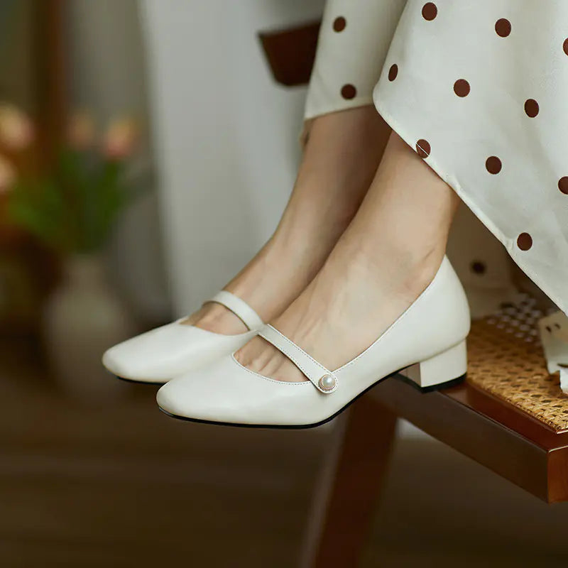Mary Jane Retro Leather Court