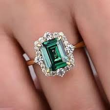 JOVOVASMILE Moissanite Emerald Ring