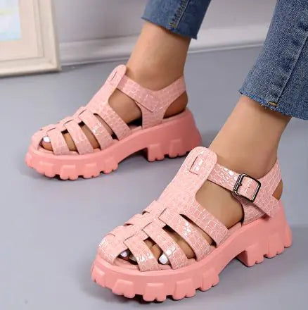 Omeslike Platform Roman Sandals