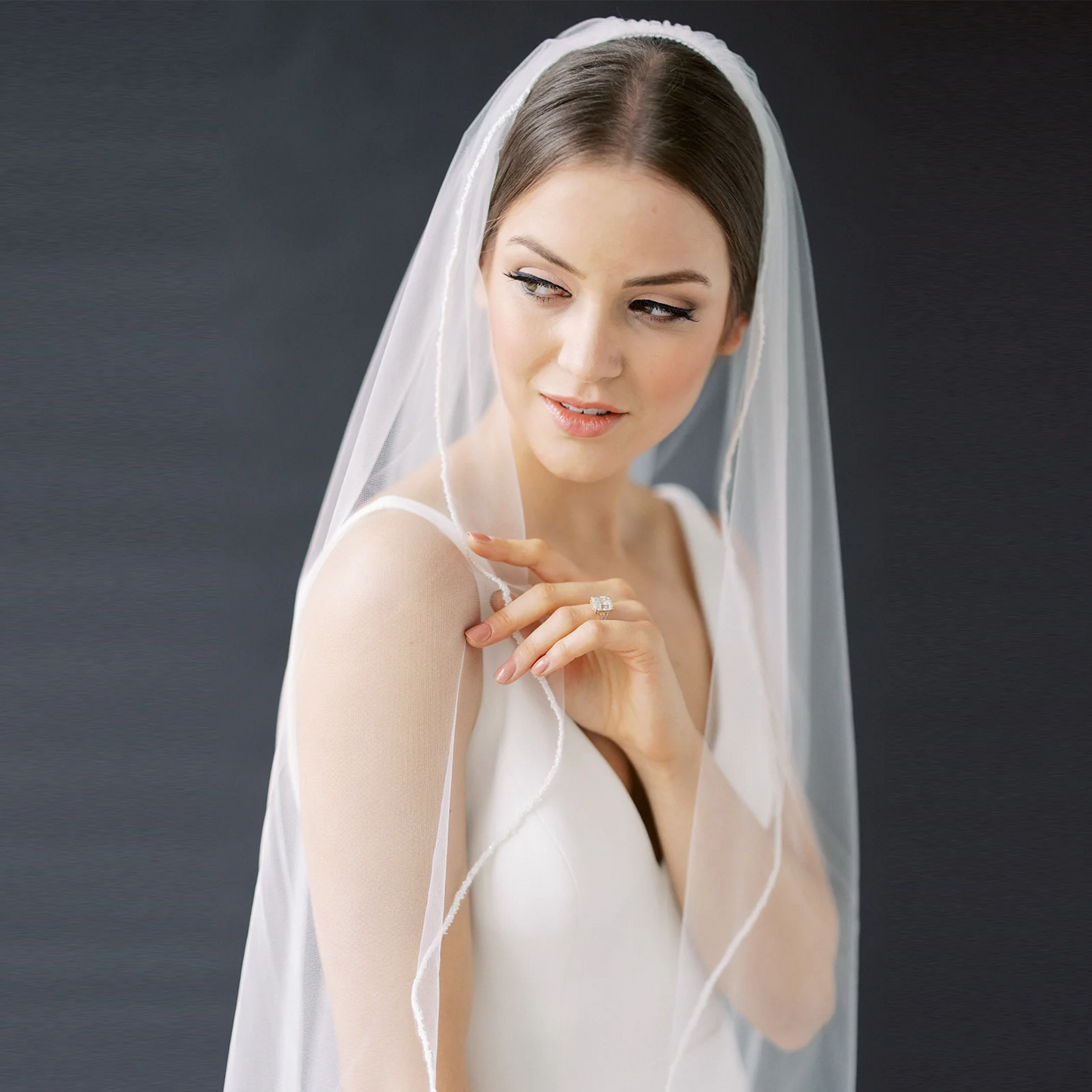 TOPQUEEN Fatin Tulle Wedding Veils