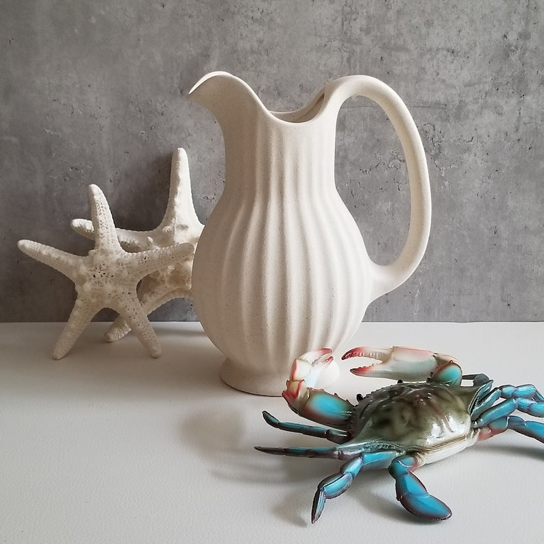 MODISSON Elegant Ceramic Pitcher Vase