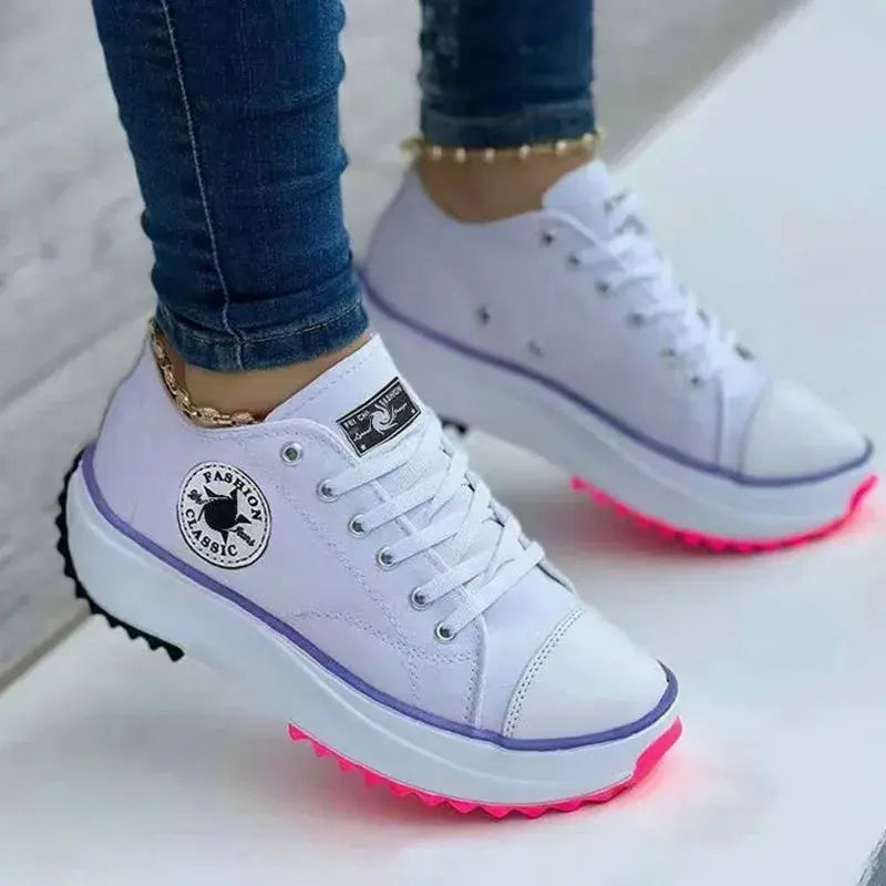 Fashion Classic Canvas Comfort Sneakers