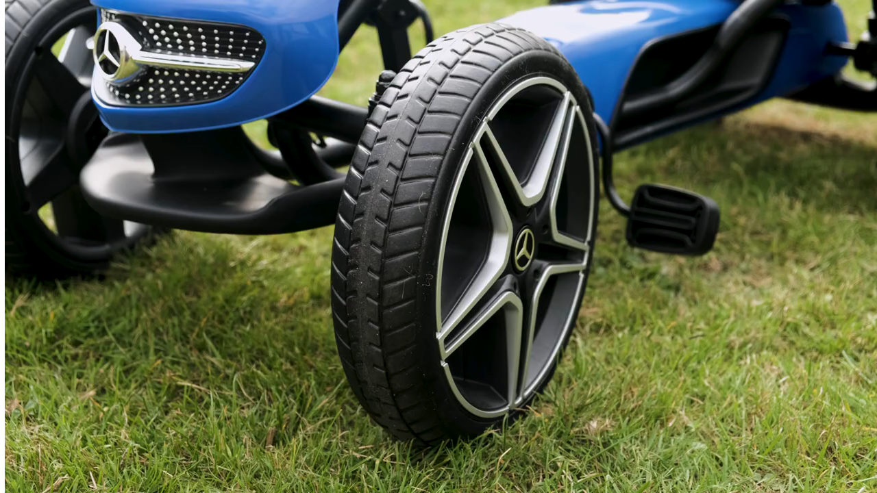 Mercedes-Benz Pedal Go-Kart