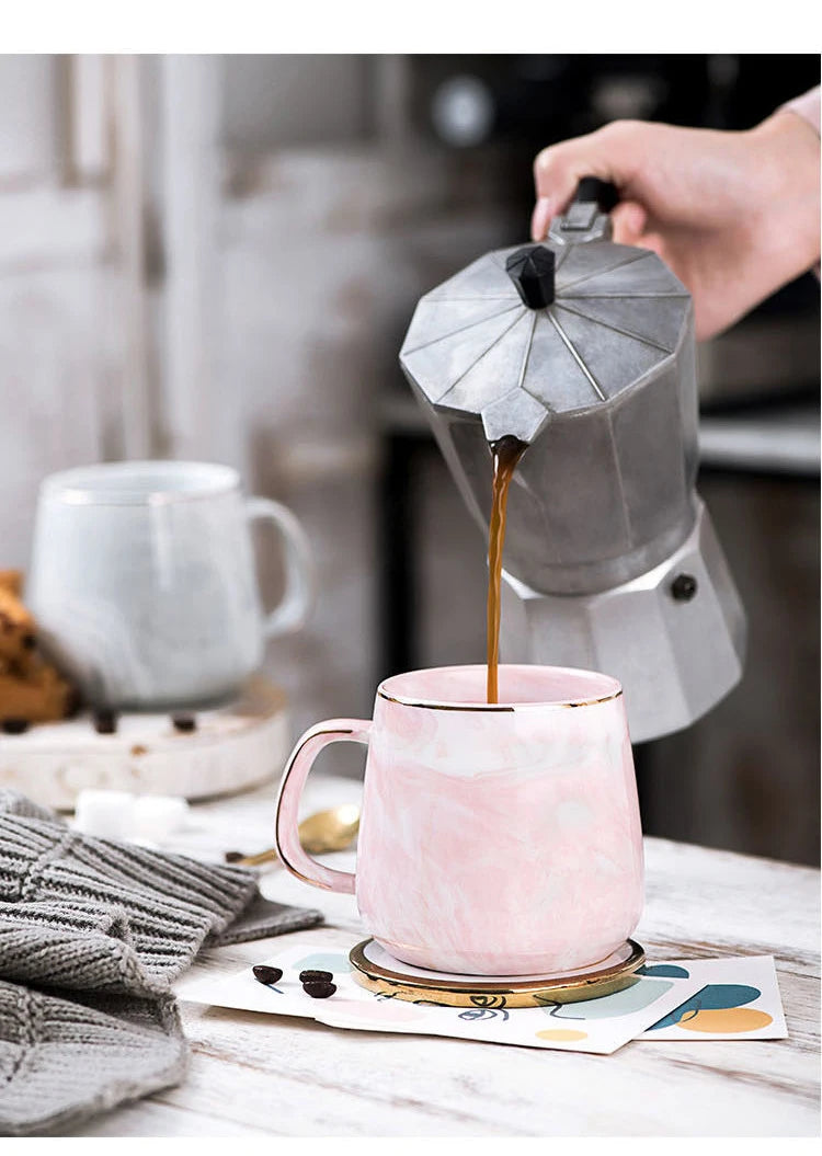 CasaVero's Ceramic Marble Gold Rim Mugs