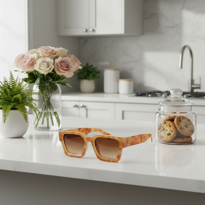 WEEKENDER Minimalist Sunglasses