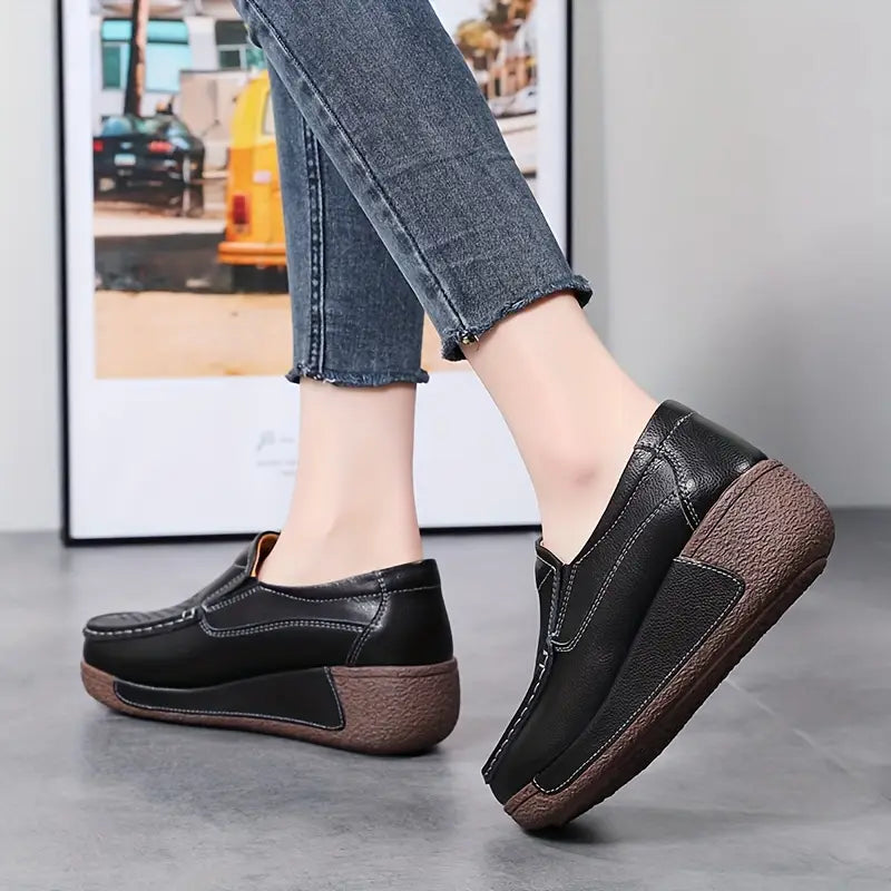 Lightweight Cowhide Leather Slip-On Platform Loafers