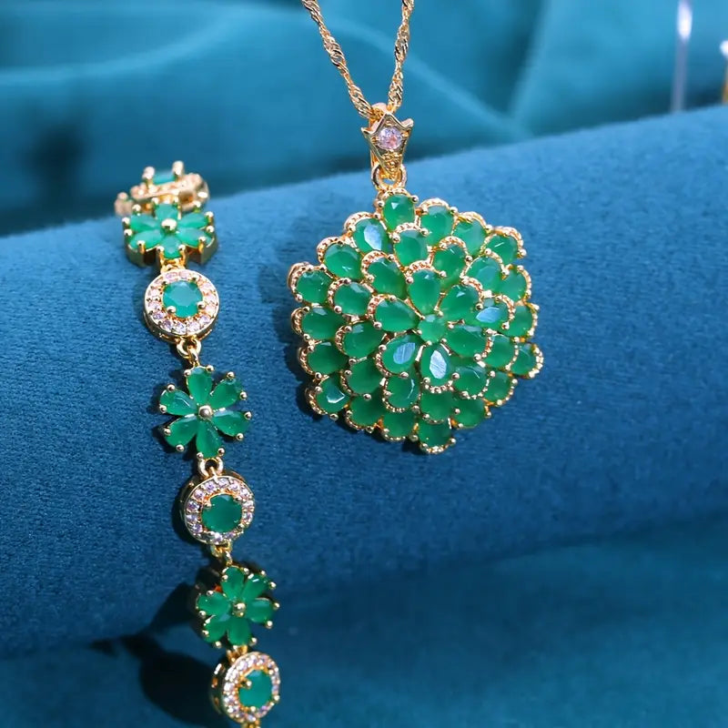Retro Floral Zirconia Green Stone Pendant Necklace