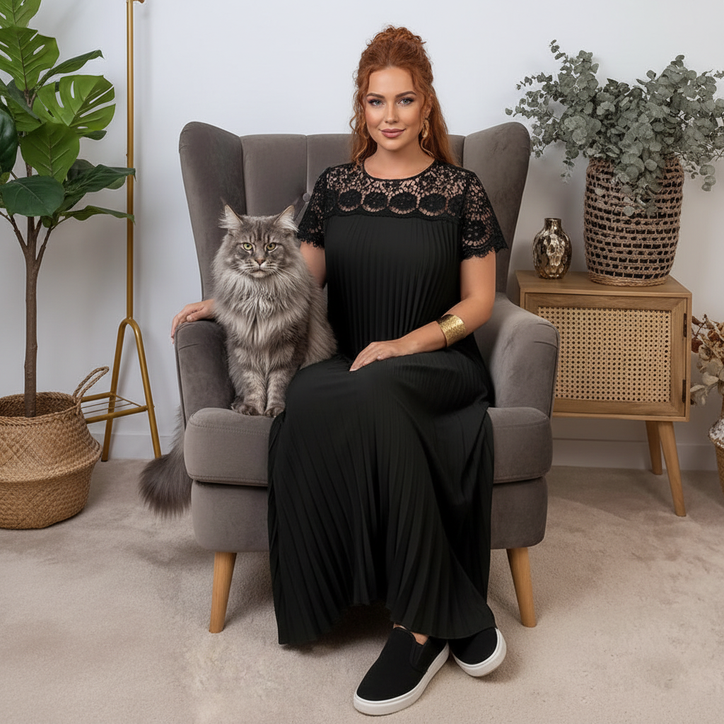 Plus Size Elegant Lace Trim Pleated Dress