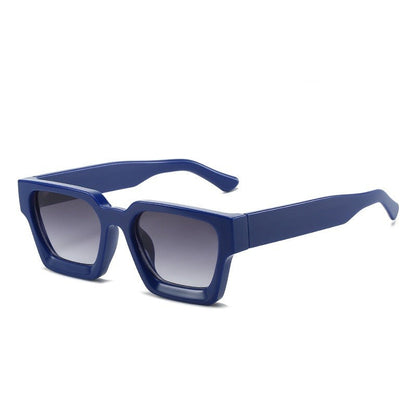 WEEKENDER Minimalist Sunglasses