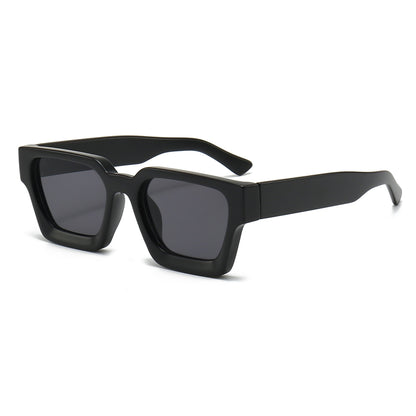 WEEKENDER Minimalist Sunglasses