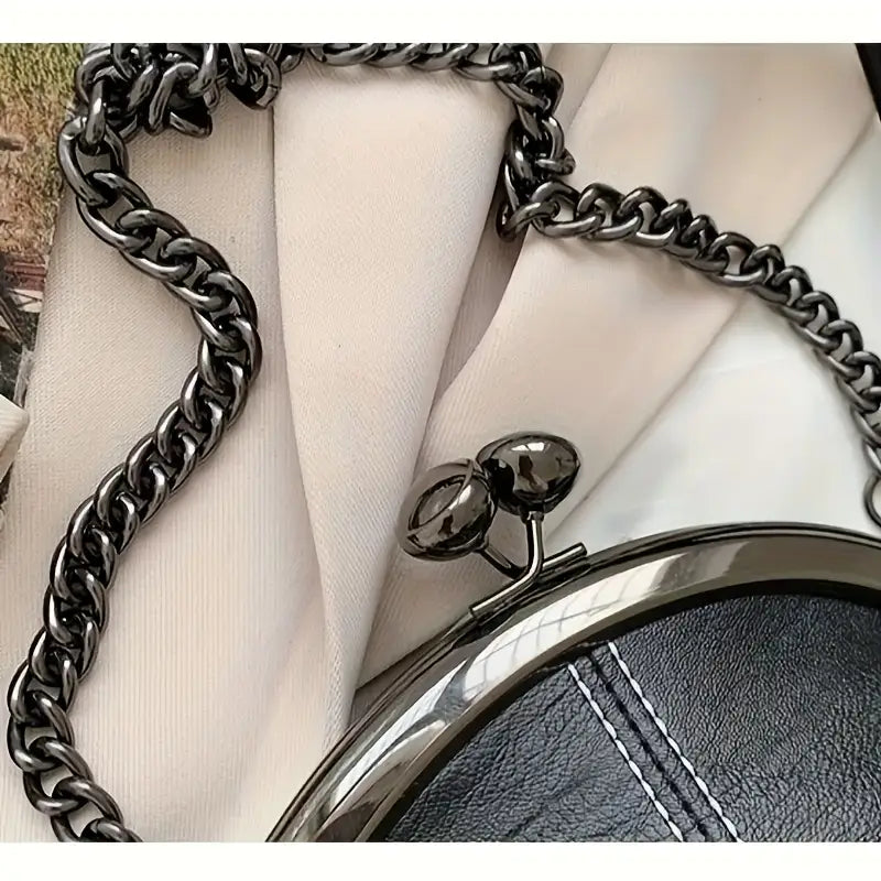 Vintage Kiss Lock Clutch Handbags