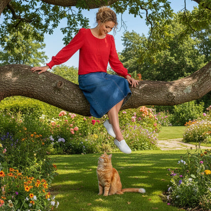 Polka Dot Lace Lantern Sleeve Top