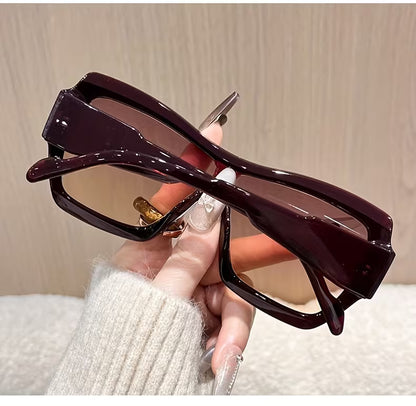 CAESAR Large Frame Integrated Sunglasses