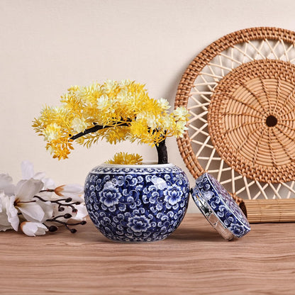 Retro Blue and White Porcelain Decorative Jars