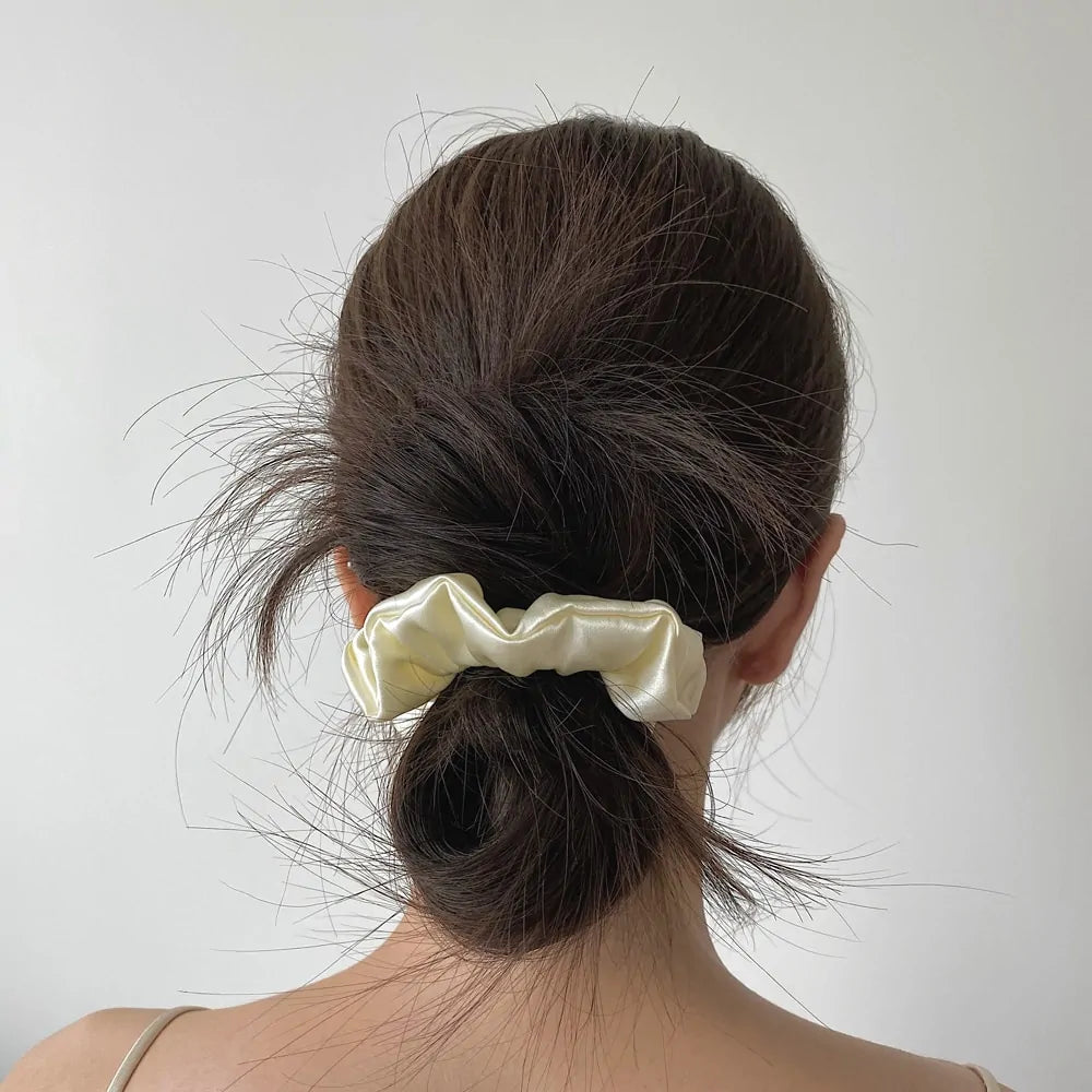 Lily Silk Hair Scrunchies