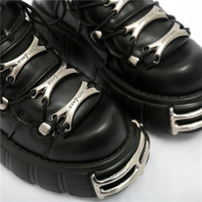 Chunky Platform New P Lock Sneakers