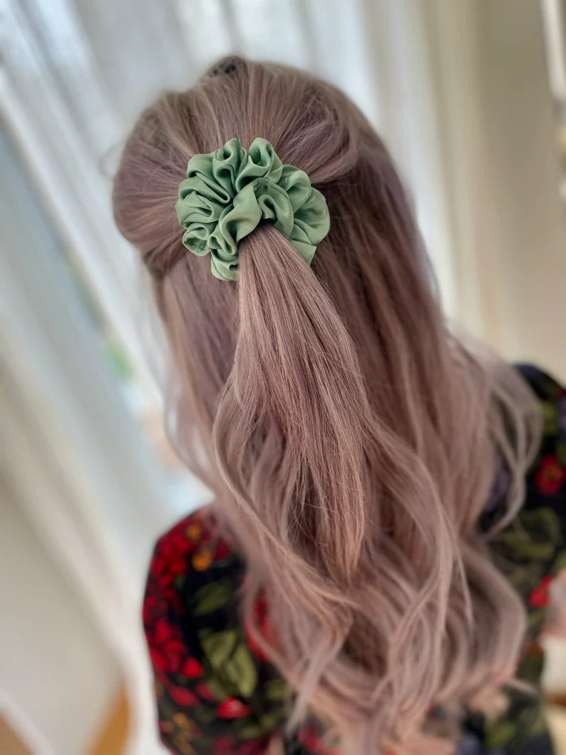 Lily Silk Hair Scrunchies