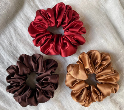 Lily Silk Hair Scrunchies