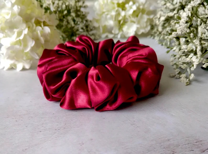 Lily Silk Hair Scrunchies