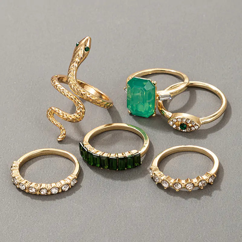 Vintage Green Rhinestone Ring Set