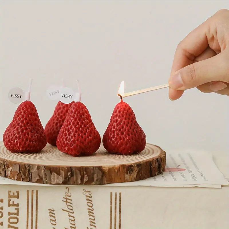 Strawberry Aromatic Candles