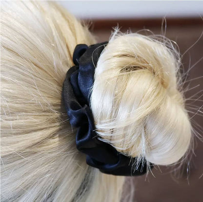 Lily Silk Hair Scrunchies