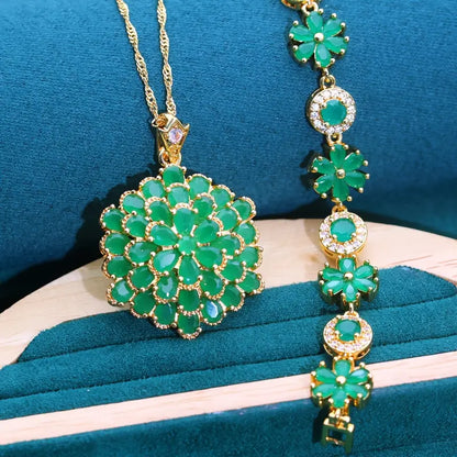 Retro Floral Zirconia Green Stone Pendant Necklace