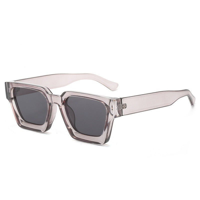 WEEKENDER Minimalist Sunglasses