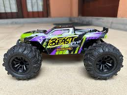 BEAST MAX and PRO High-Power Four-Wheel Drive RC Off-Road Racing Cars