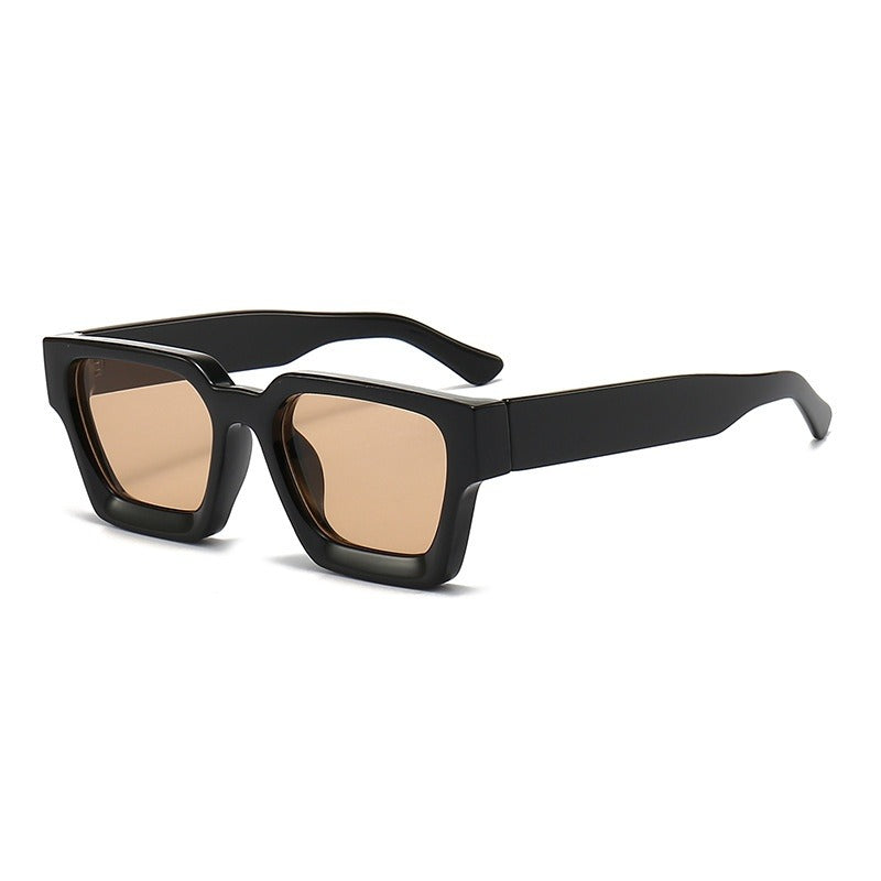 WEEKENDER Minimalist Sunglasses