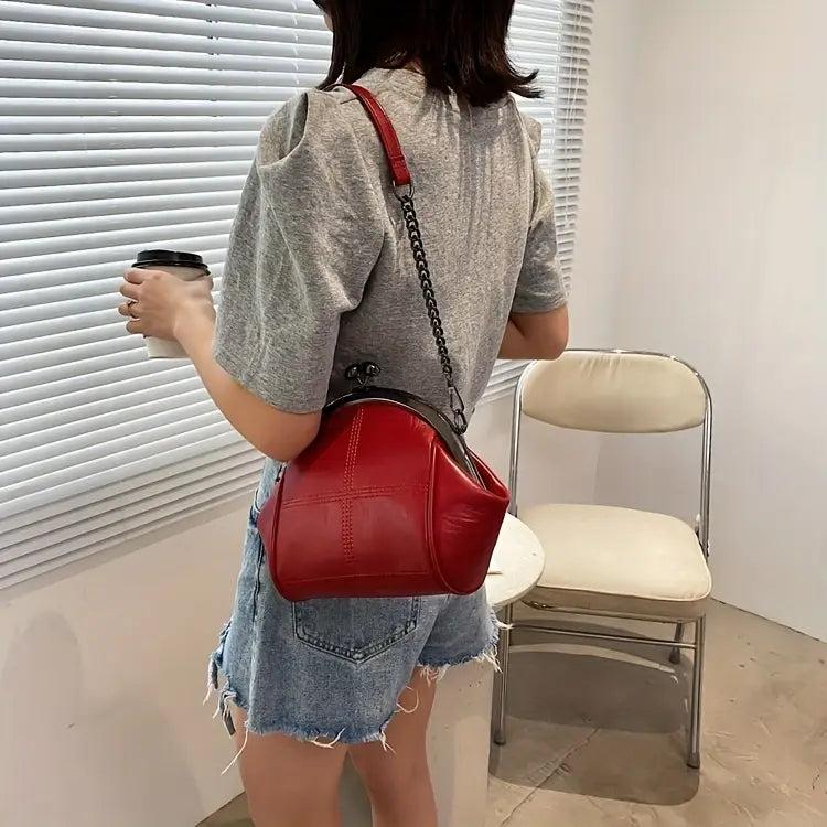 Vintage Kiss Lock Clutch Handbags