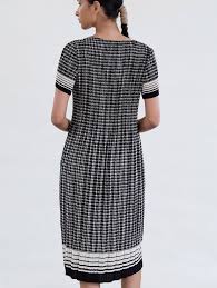 Houndstooth Pleated Midi Dress