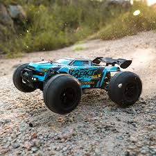 BEAST MAX and PRO High-Power Four-Wheel Drive RC Off-Road Racing Cars