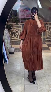 Elegant Floral Applique Fine Pleated Polyester Ruffle Dresses