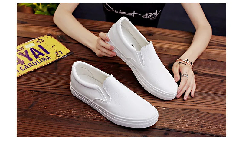 Classic Men's Casual Leather slip-on Shoes