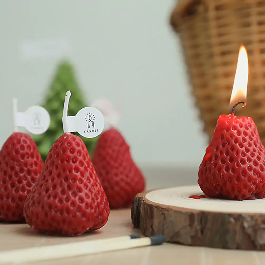 Strawberry Aromatic Candles