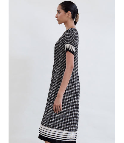 Houndstooth Pleated Midi Dress